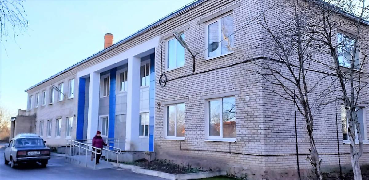 Здание поликлиники после ремонта