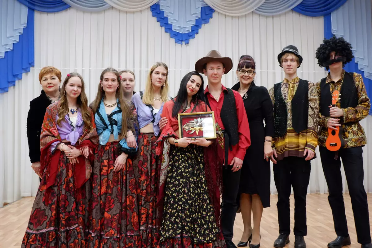 Главный приз фестиваля «Маска» заслуженно получили ученики 11-го класса