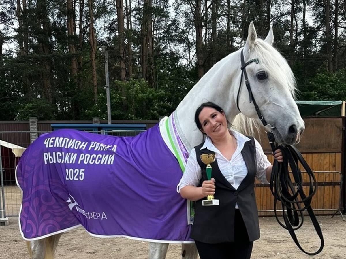 Властная Королева и Великая княжна