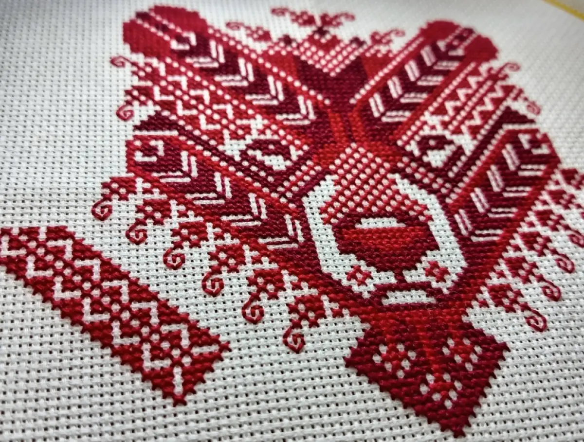 Стежки с историей