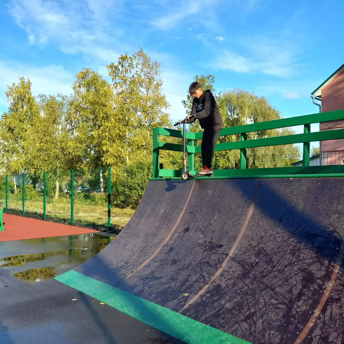 В поселке Панковка теперь есть скейт-парк для любителей экстремальных  видов спорта