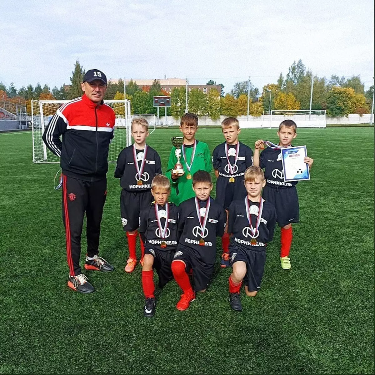 Команда из Марёва стала победителем первенства Новгородской области по футболу среди детско-юношеских команд