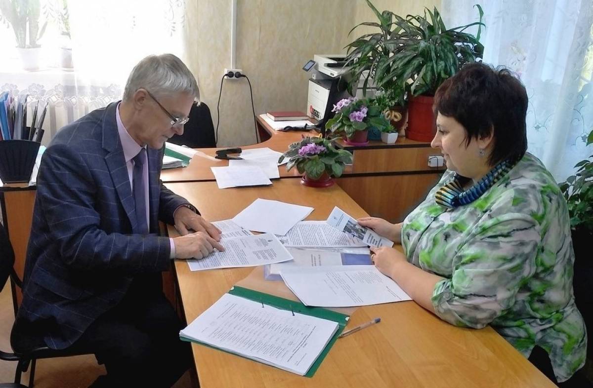 Уполномоченный по правам человека в Новгородской области Анатолий Бойцев побывал с рабочим визитом в Сольцах
