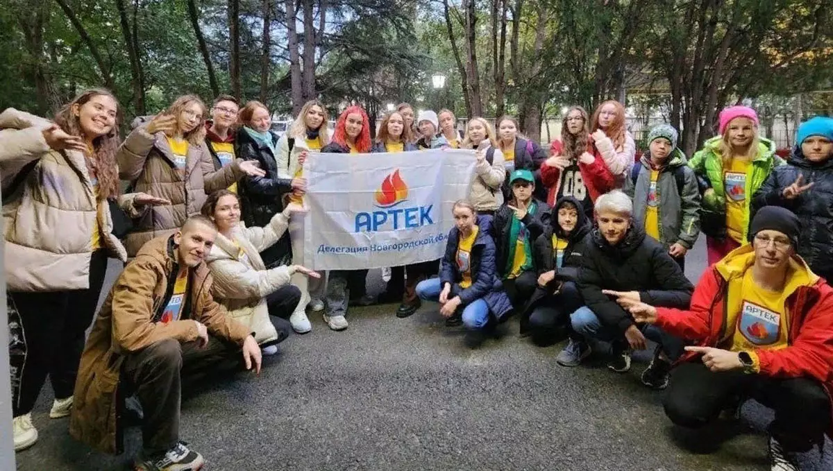 Ученица Марёвской школы попала в число новгородских школьников, удостоенных поездки в детский лагерь «Артек».