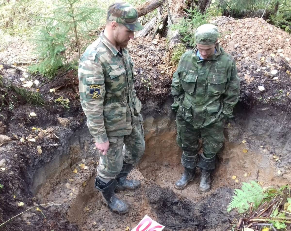 В Любытинском районе обнаружили останки двух солдат, участников «Реконьского побоища»