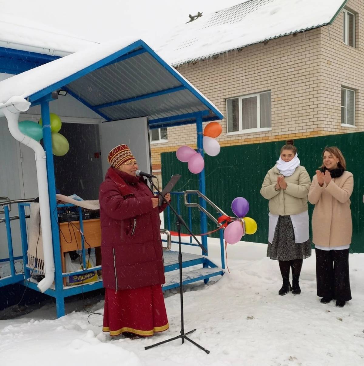 В деревне Старое Ракомо Новгородского района построили фельдшерско-акушерский пункт