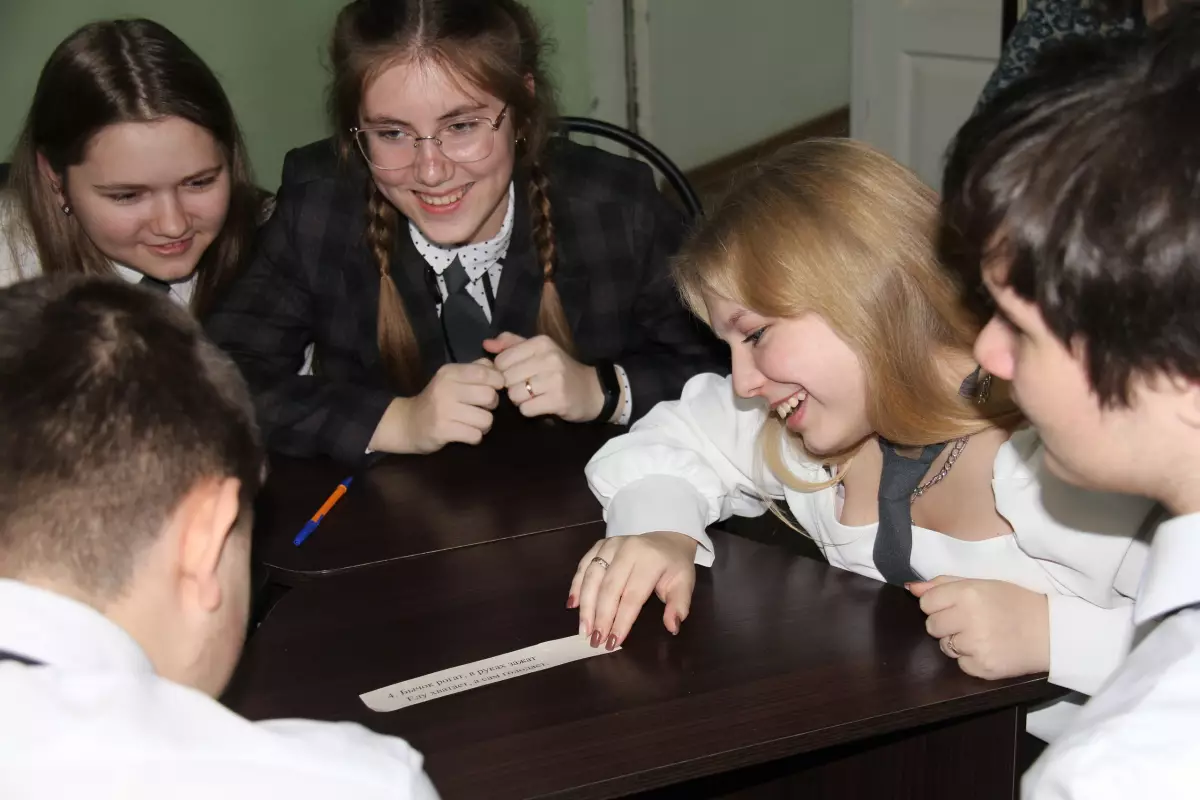 В Крестцах школьников проверили на знание традиций и обычаев народов России
