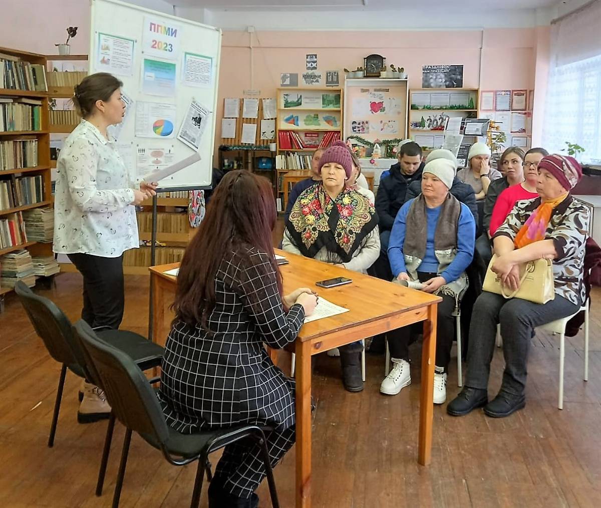 В селе Песь Хвойнинского округа планируется обустройство территории около обелиска
