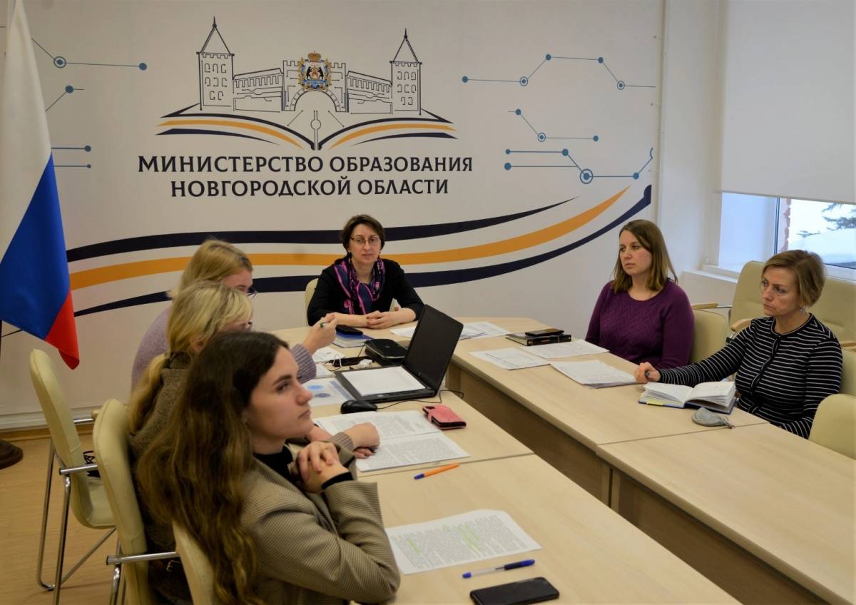 На установочном семинаре, который состоялся в региональном министерстве образования, обсудили вопросы, связанные реализацией проекта «Земский учитель» в 2023 году