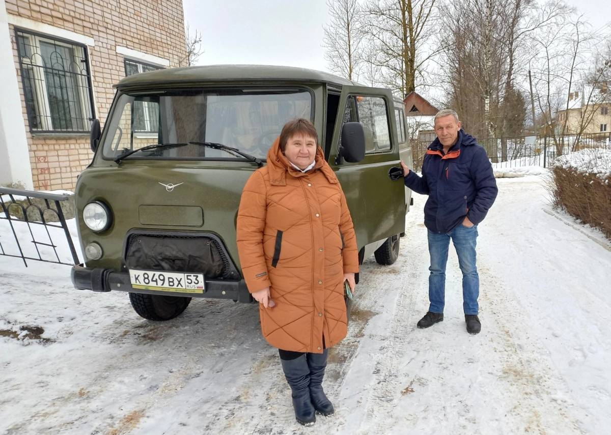 Меценат сделал подарок в знак признательности волотовским медикам.