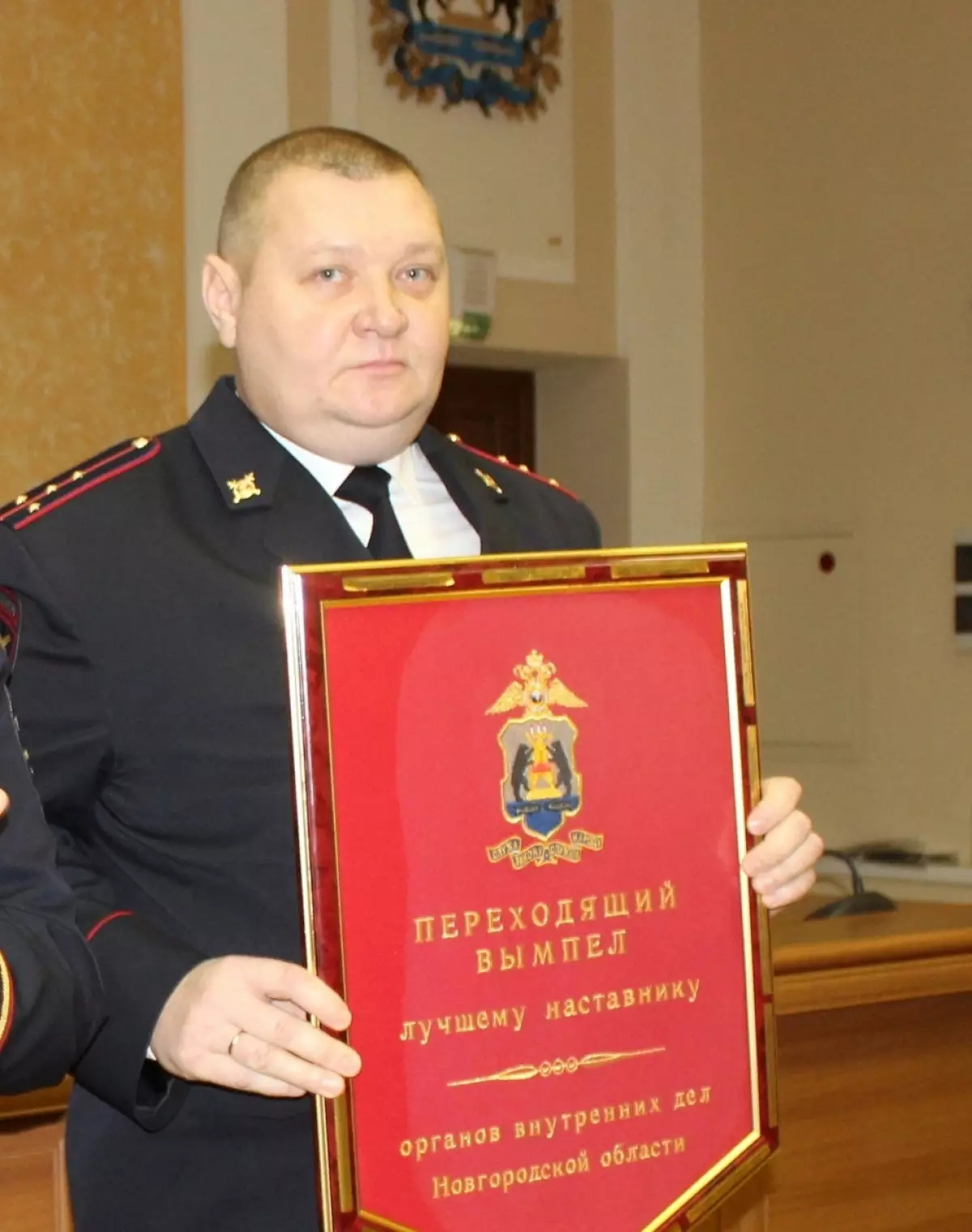 Лучший наставник среди сотрудников полиции нашего региона служит в межмуниципальном отделе МВД России «Новгородский»