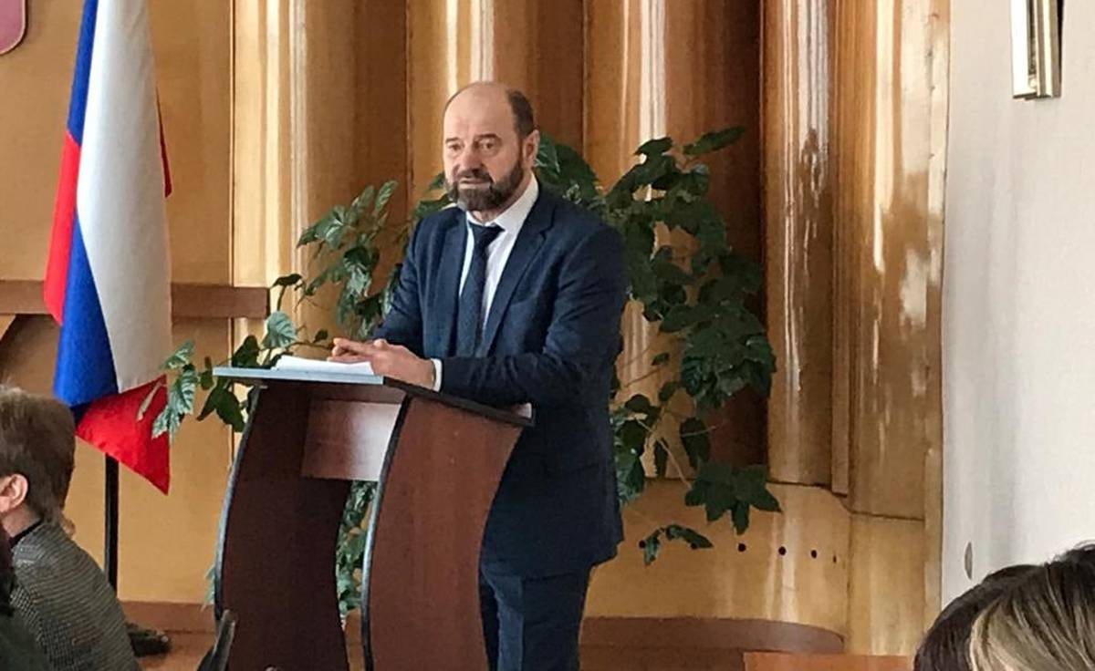 В Марёве депутаты приняли отчет главы округа за год