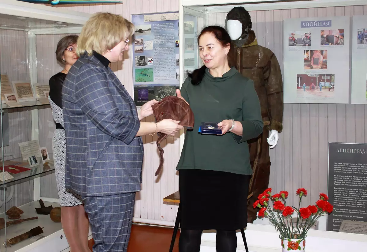 Коллекция Хвойнинского краеведческого музея, посвящённая "Воздушному мосту" пополнилась новым ценным экспонатом