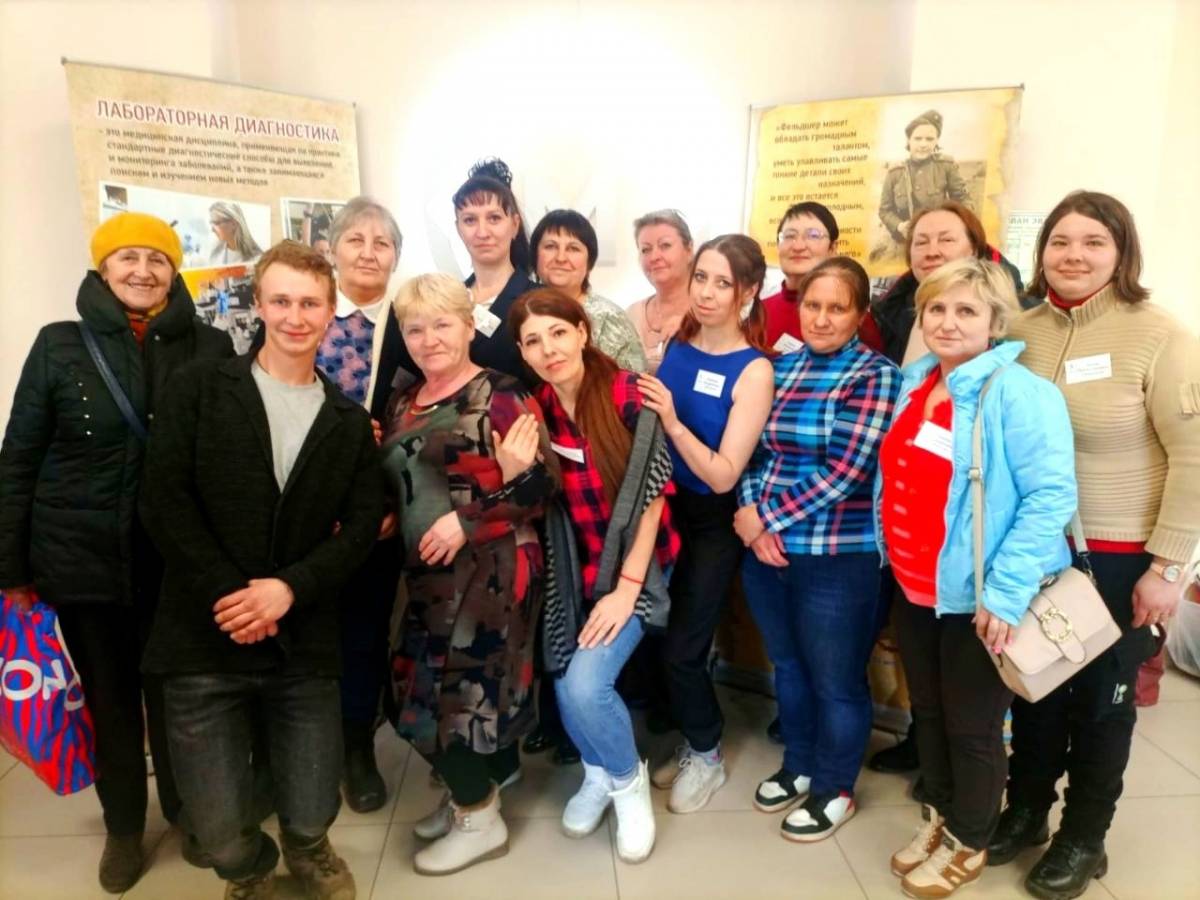 Солецкие социальные работники стали дипломированными  помощниками по долговременному   уходу