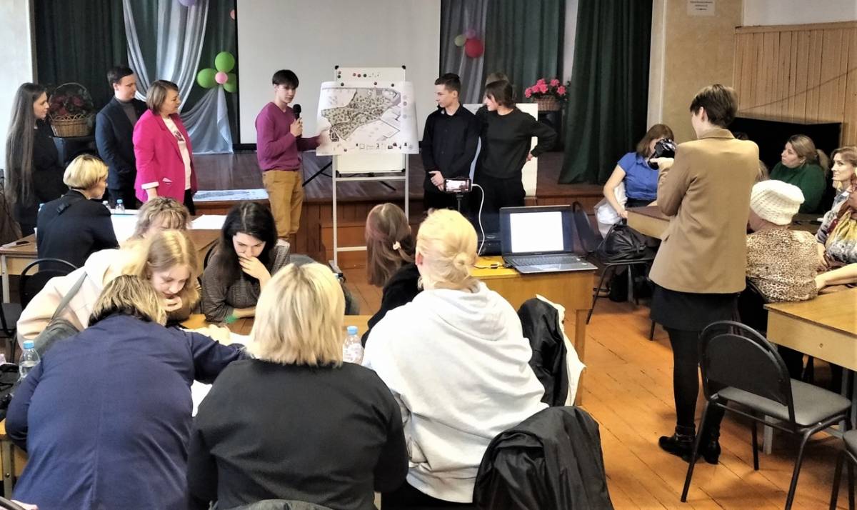 В Сольцах обсудили предварительную концепцию благоустройства городского парка