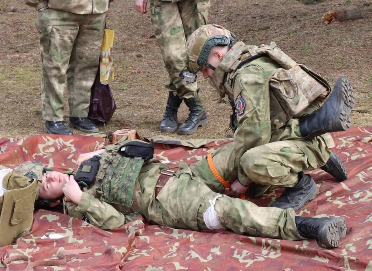 Межрайонная военно-спортивная игра нового формата прошла в Мошенской школе