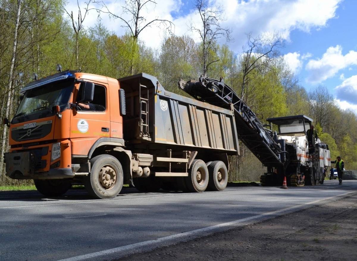 В Новгородском районе возобновили ремонт трассы «Великий Новгород – Луга»
