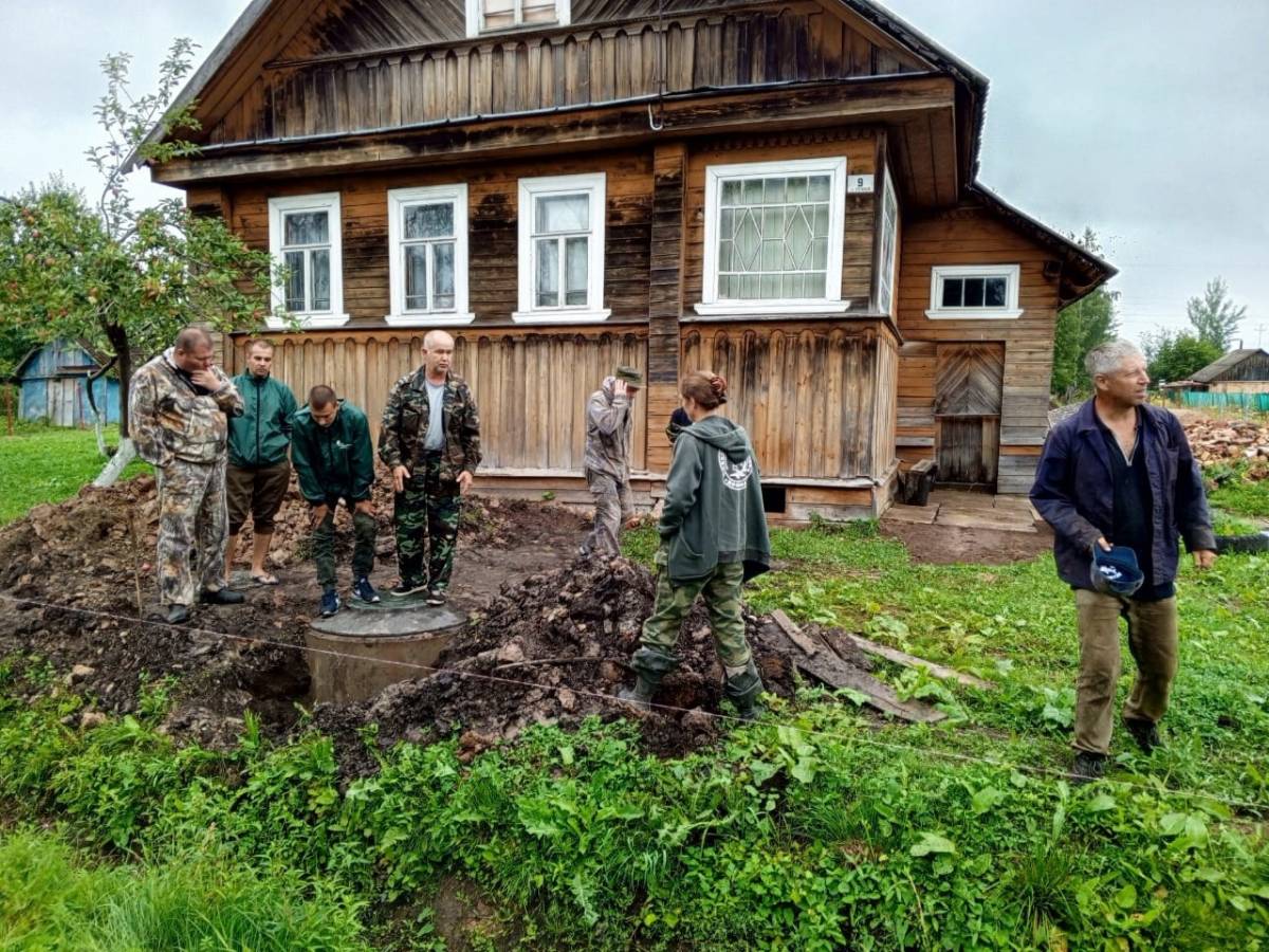 В посёлке Пролетарий Новгородского района обнаружено неучтенное воинское захоронение