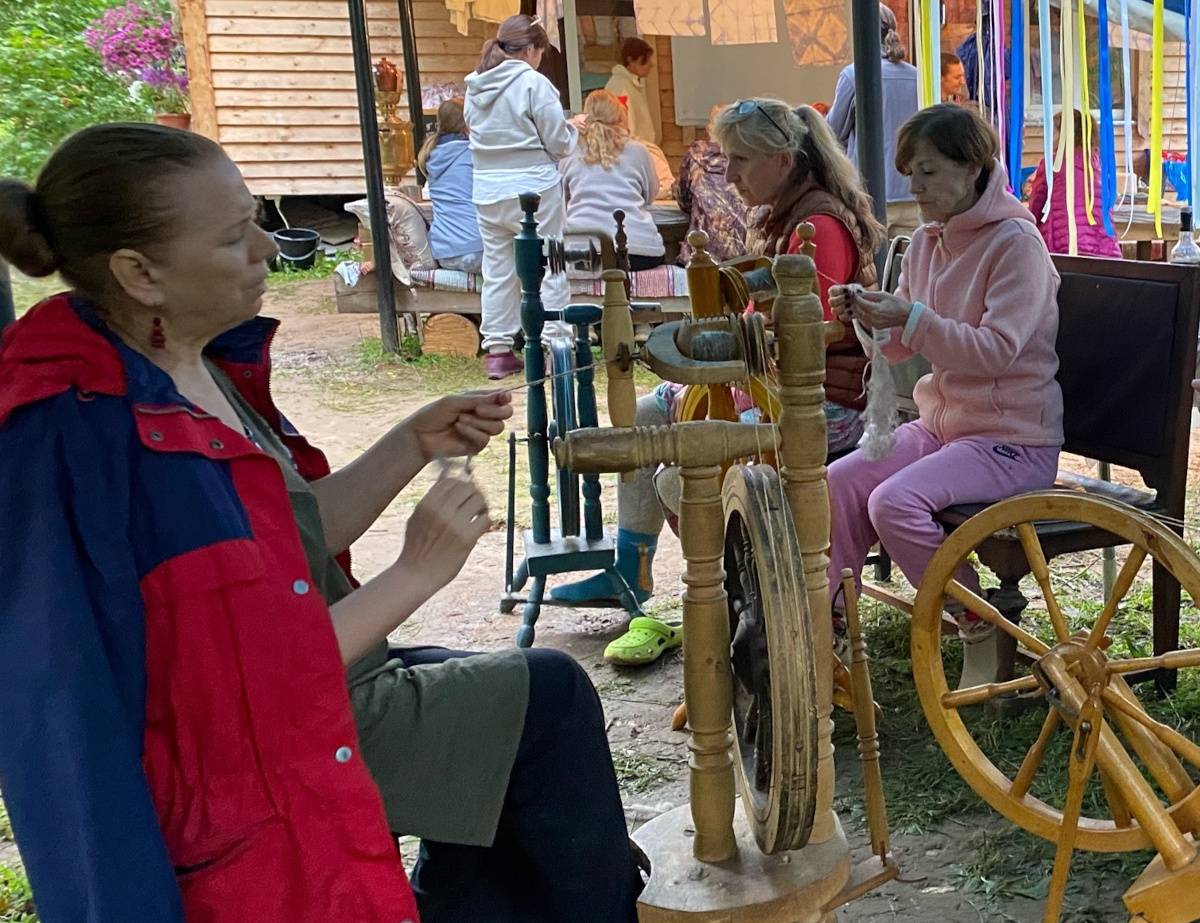 Окуловцев приглашают на День прядения на публике