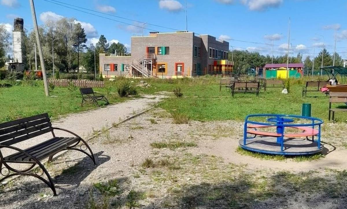 Парк «Лукоморье» в деревне Мойка активно благоустраевается