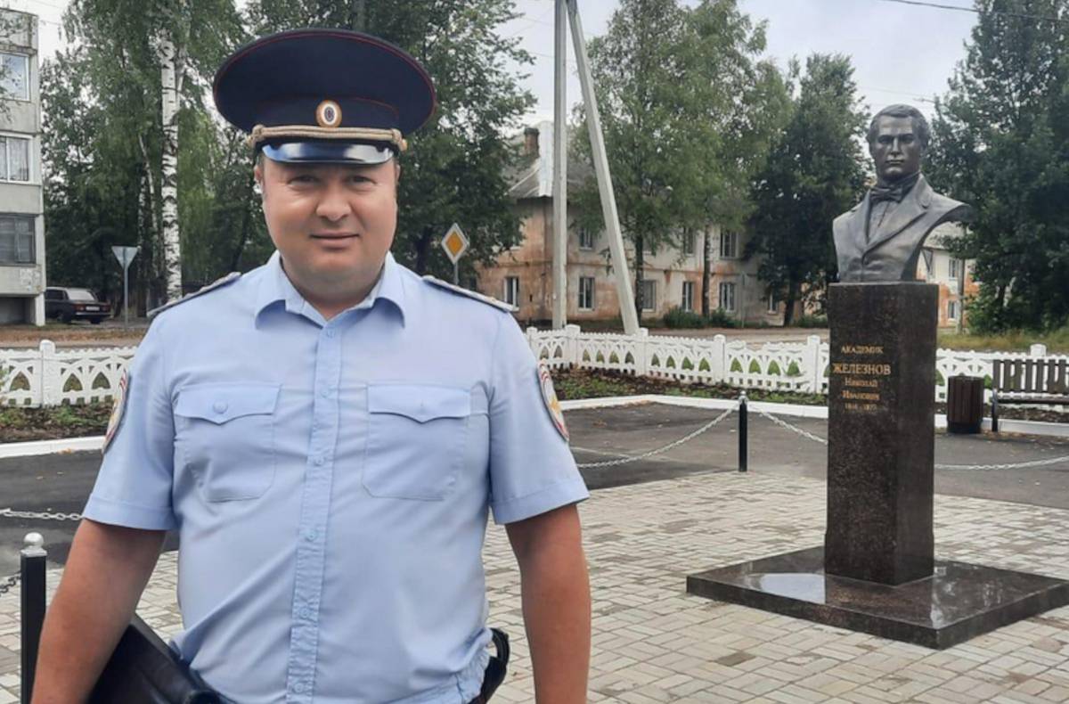 Окуловский полицейский принимает участие во Всероссийском конкурсе «Народный участковый»