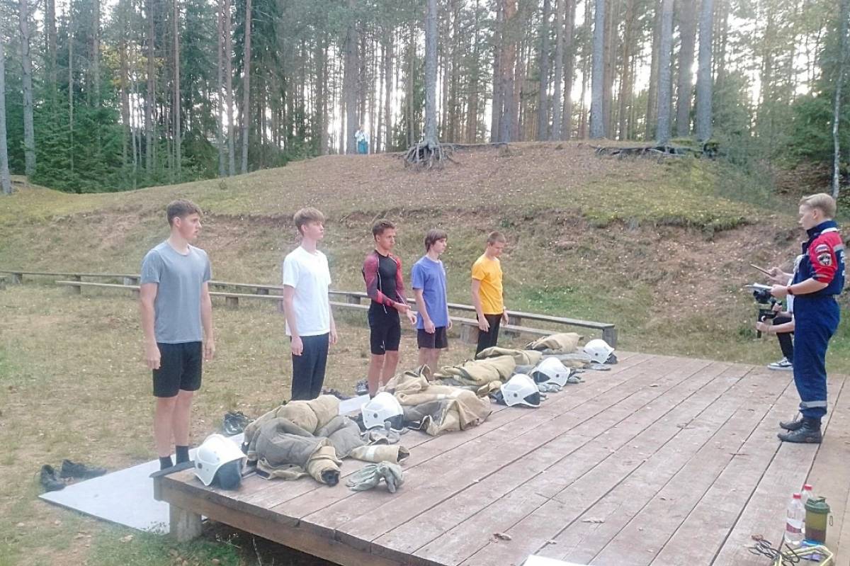 Демянские школьники в конкурсе «Юный пожарный»