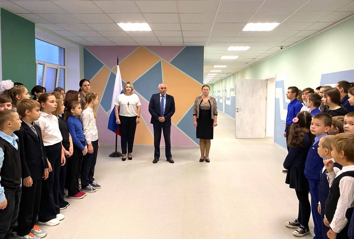 В Поддорье после капиального ремонта открылась школа