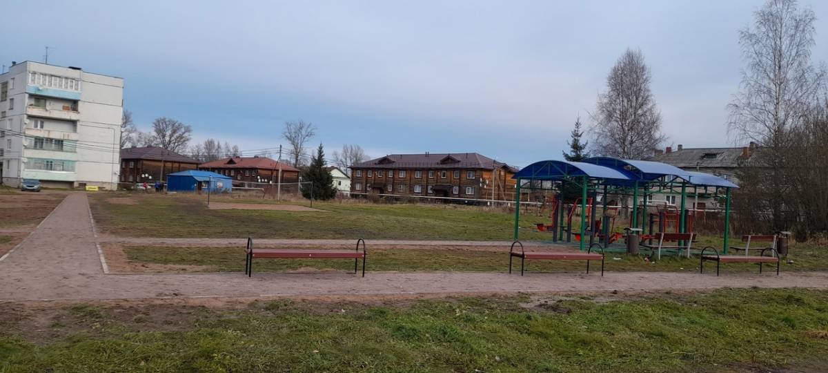 В Большой Вишере завершились работы по созданию безопасной и комфортной среды для занятий спортом