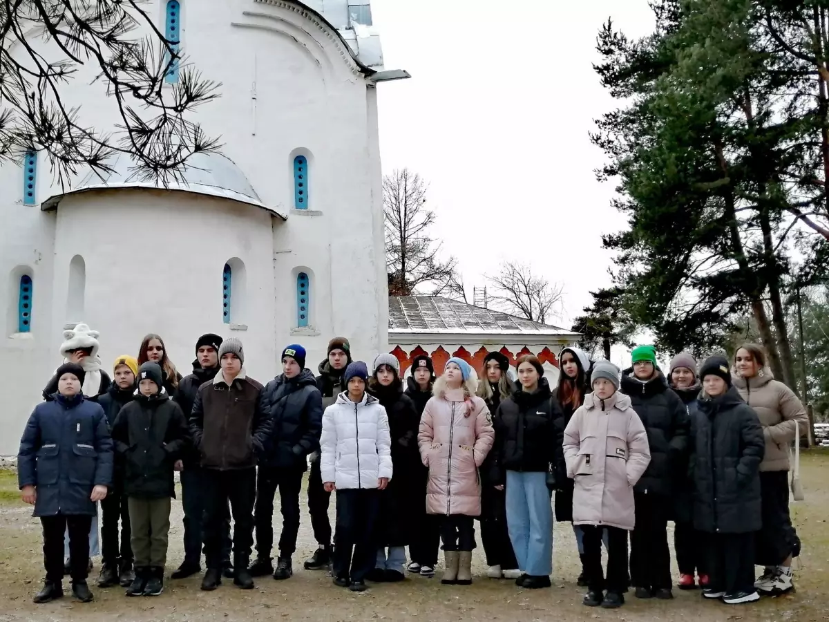 Любытинские школьники совершили двухдневное путешествие по Новгородчине
