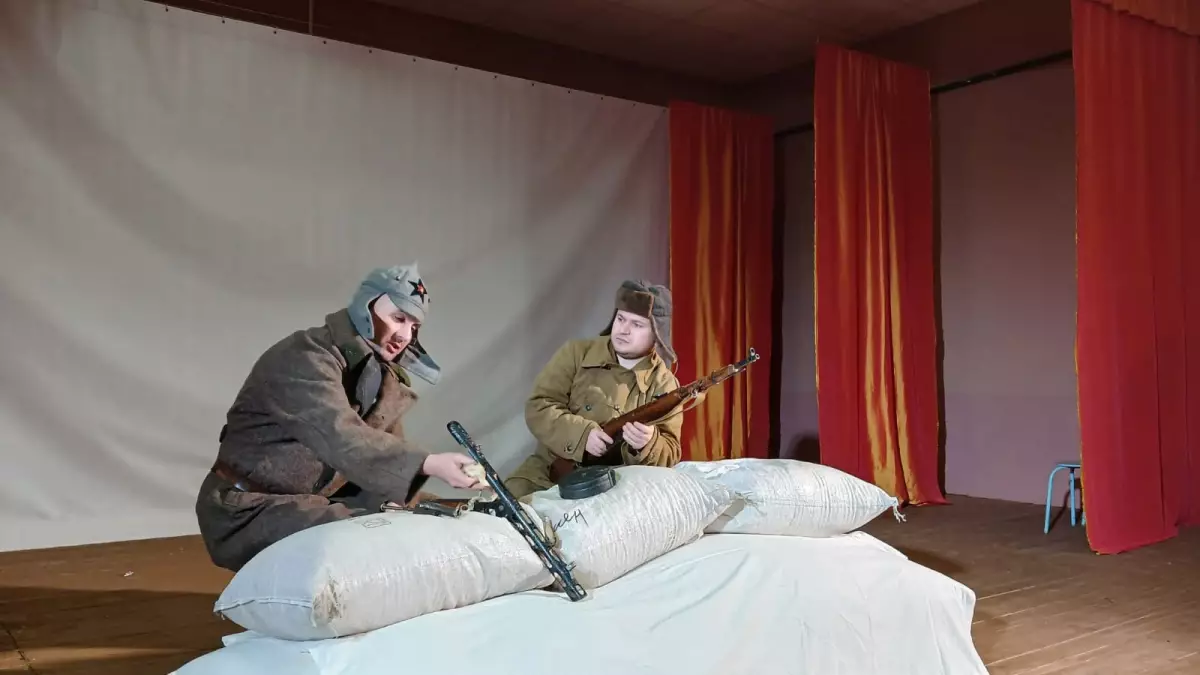 В поселке Тёсово-Нетыльский Новгородского района покажут киноспектакль о героях Второй ударной армии