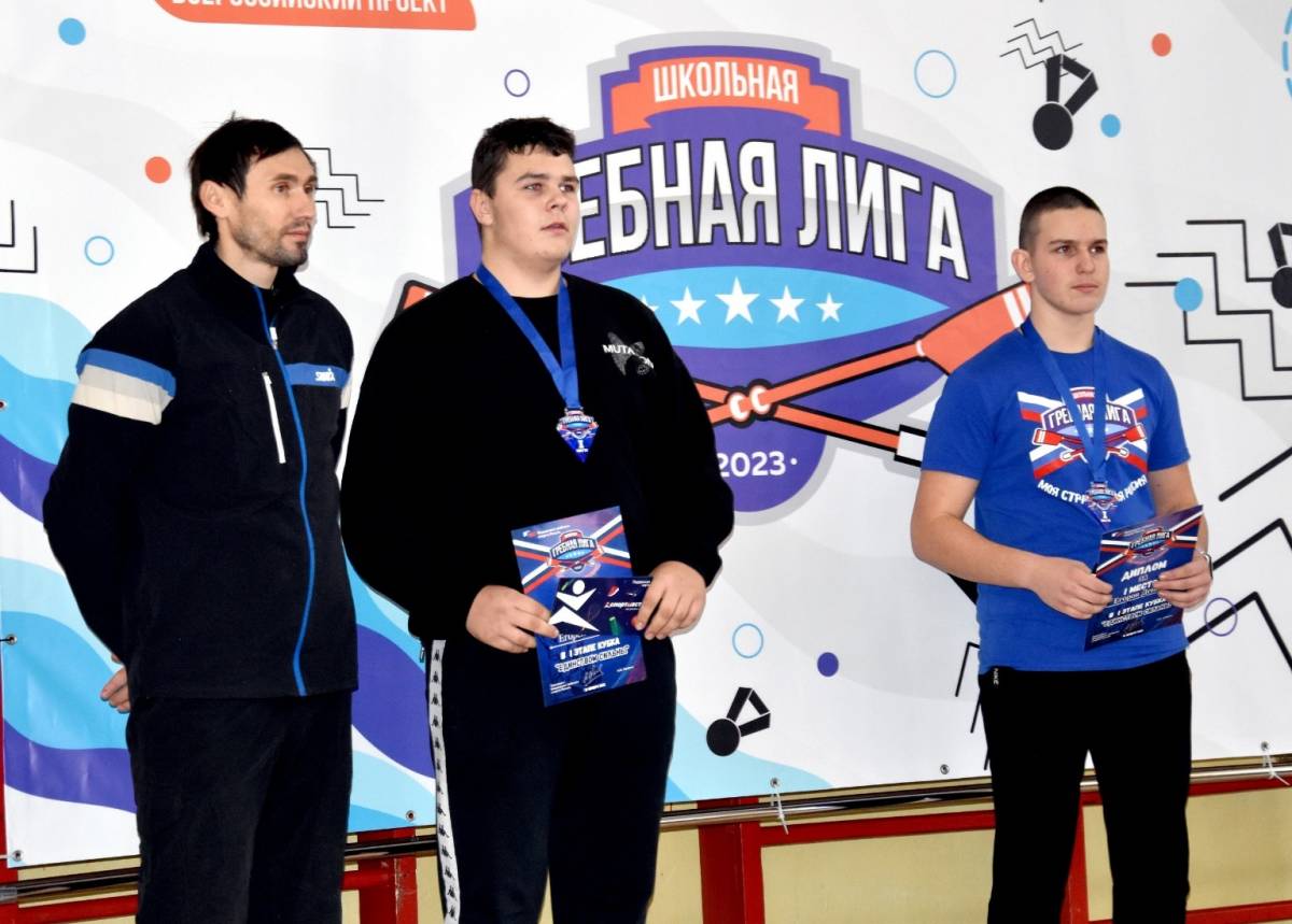 Учащиеся пестовской школы №1 завоевали две золотые медали «Школьной гребной лиги»