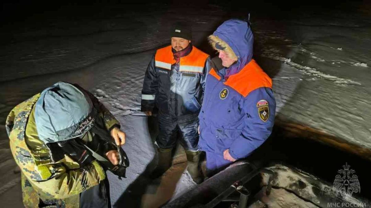 В Новгородском районе спасли заблудившихся на озере Ильмень рыбаков