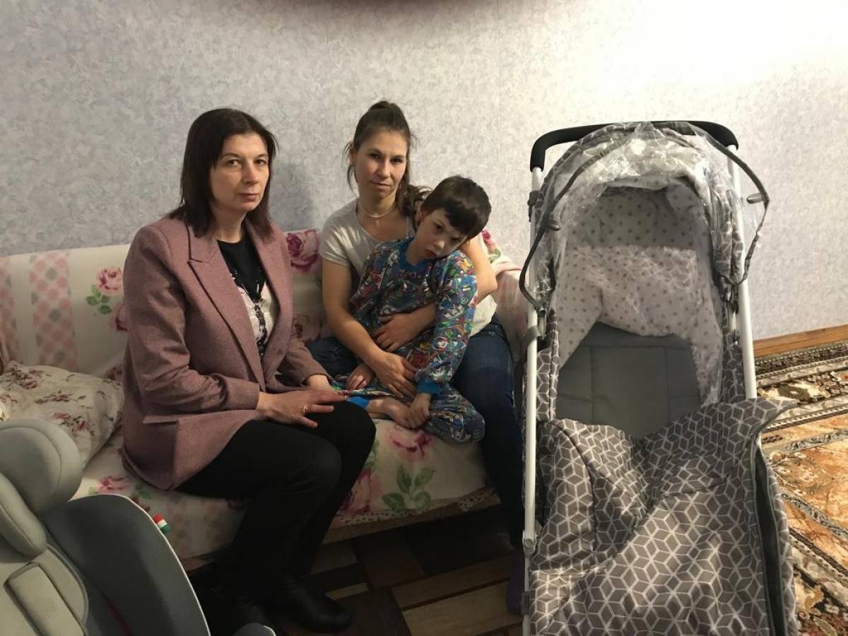 Депутаты областной Думы Анатолий Федотов и Анатолий Кудрицкий исполнили желания марёвских детишек