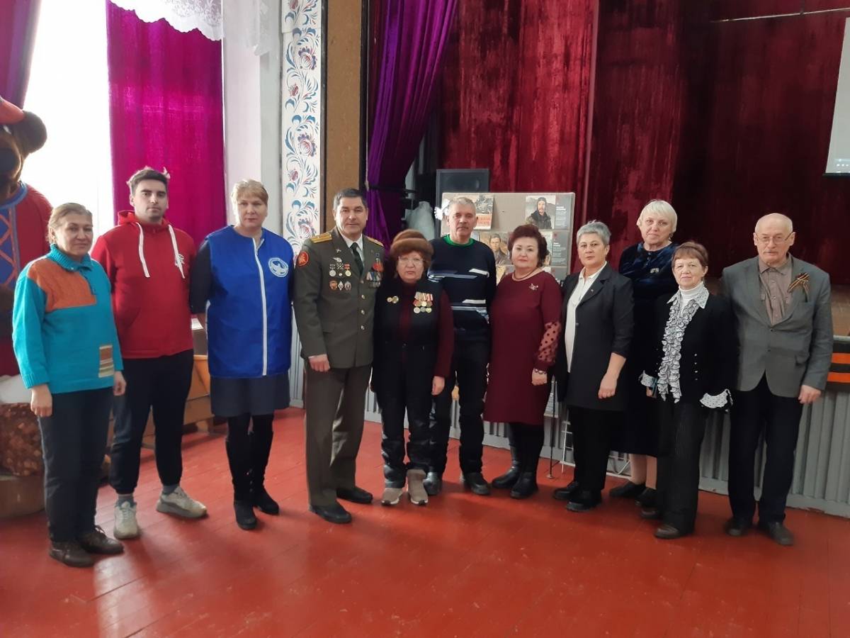 Воинам-интернационалистам из Сольцов вручили памятные медали