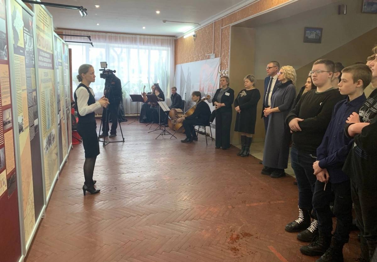 В Сольцах открылась архивная выставка «Мы помним…», посвященная 80-й годовщине освобождения от немецко-фашистских захватчиков