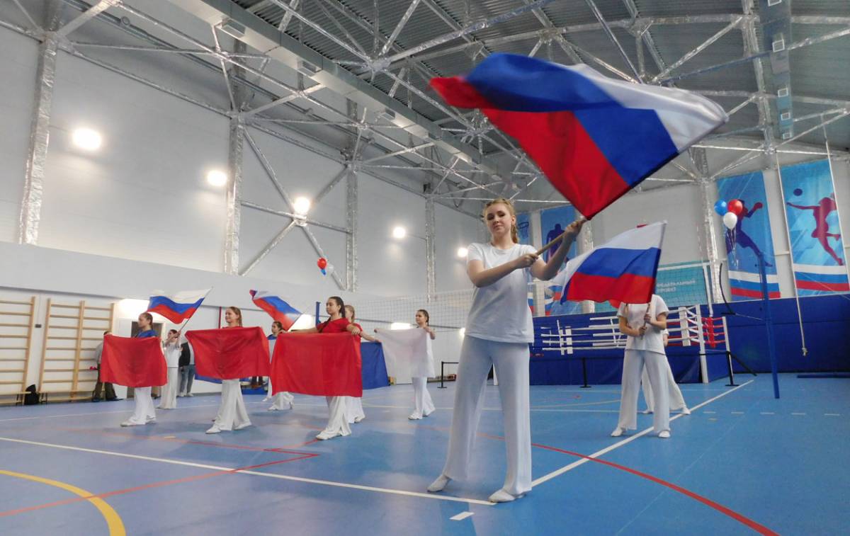В открытии ФСК в Любытине участвовали юные спортсмены