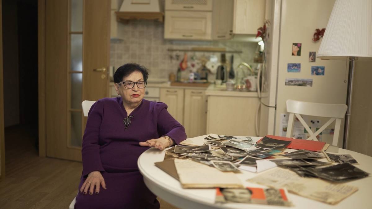 Имя известного татарского поэта, Героя Советского Союза  Мусы Джалиля тесно связано с Новгородским краем