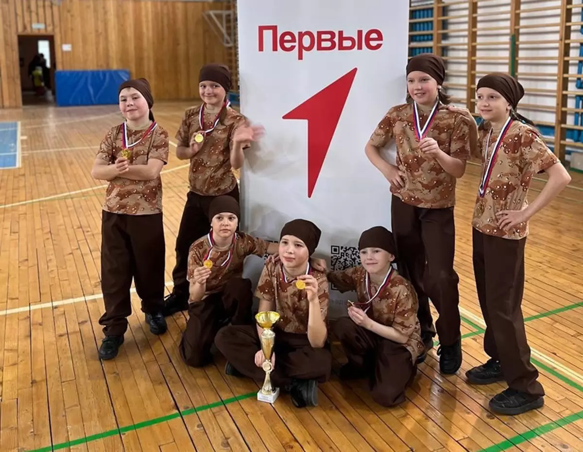 В спортивном зале ДЮСШ поселка Хвойная прошла игра серии военно-патриотических игр «Зарница 2.0»