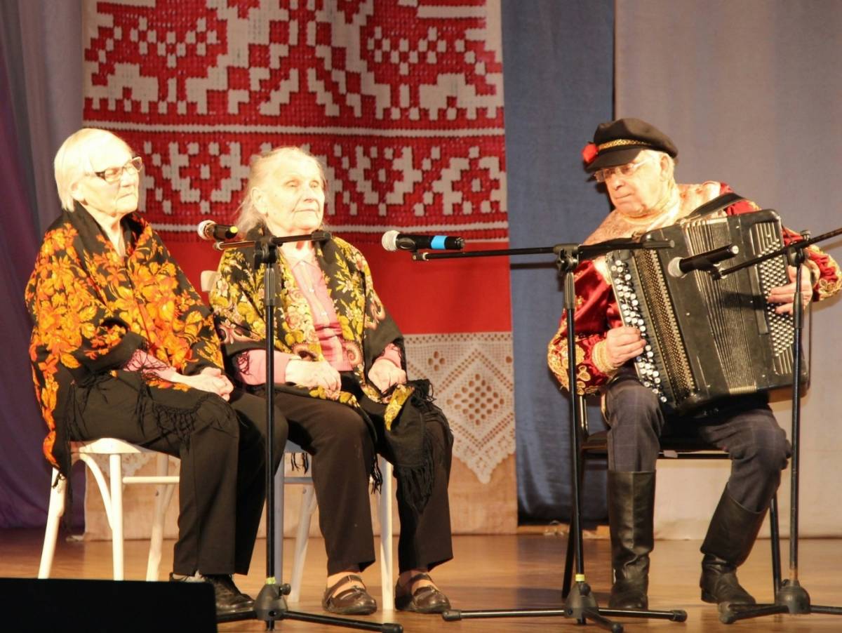 В Новгородском районе прошёл фестиваль «Сохраняя традиции - сохраняем Россию!»