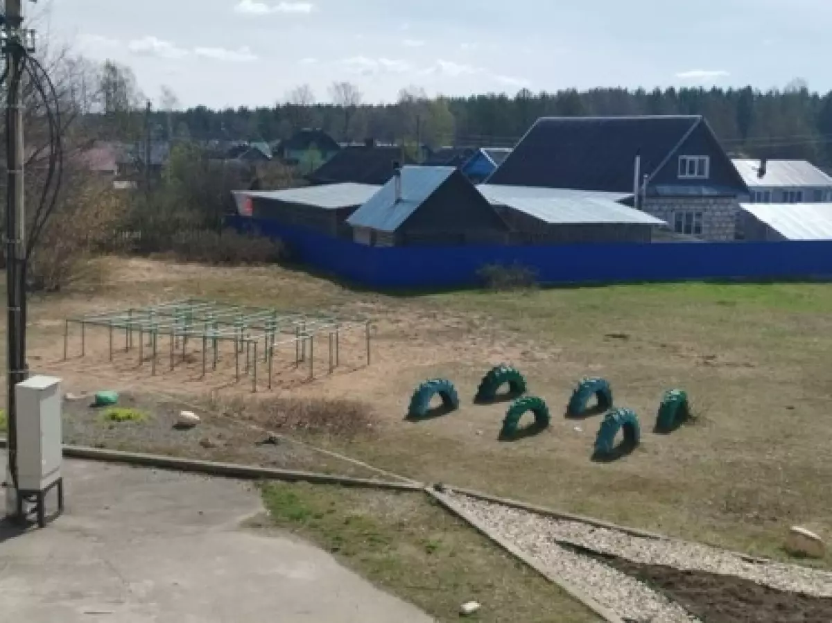 На территории школы №1 имени А.М. Денисова посёлка Хвойная установят новую спортивную площадку