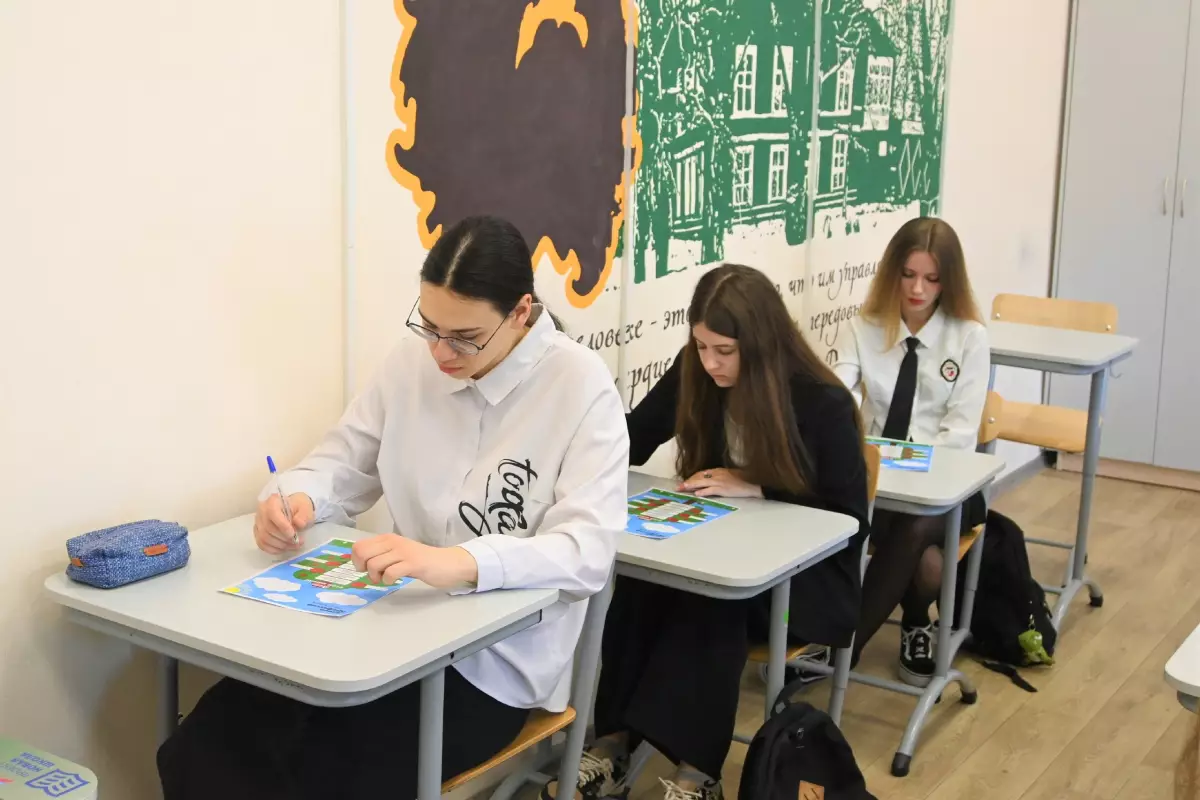 Более 20 тысяч новгородских школьников и студентов прошли курс «Россия – мои горизонты»