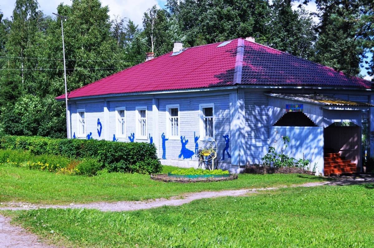 В двух домах культуры Хвойнинского округа проведут ремонт и закупят мультимедийное оборудование