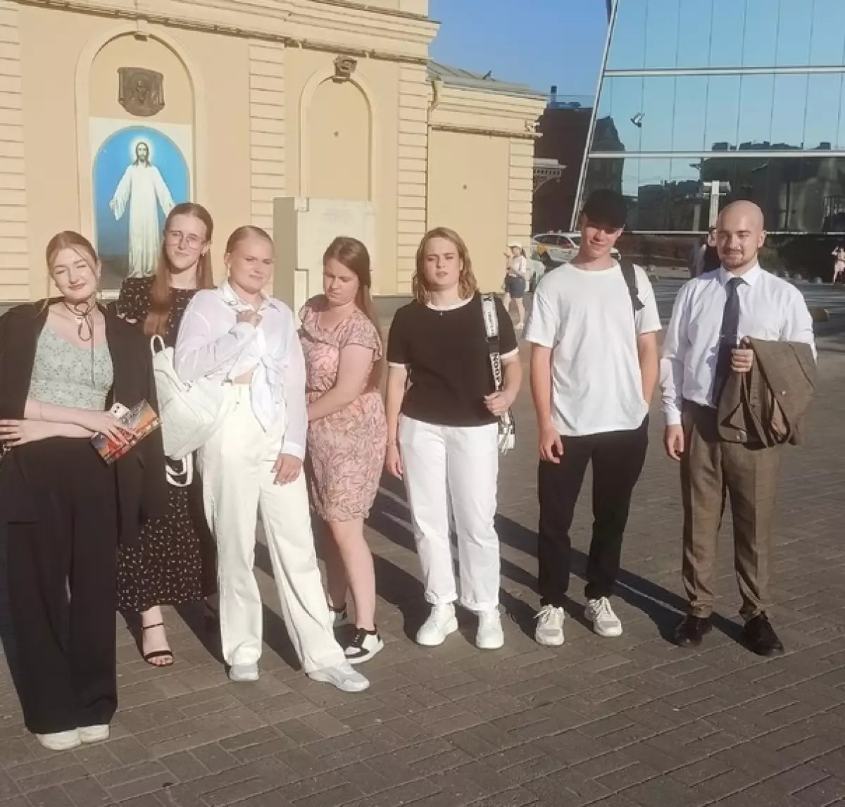 Выпускник  школы села Медведь Шимского района побывал на празднике «Алые паруса» в Санкт-Петербурге