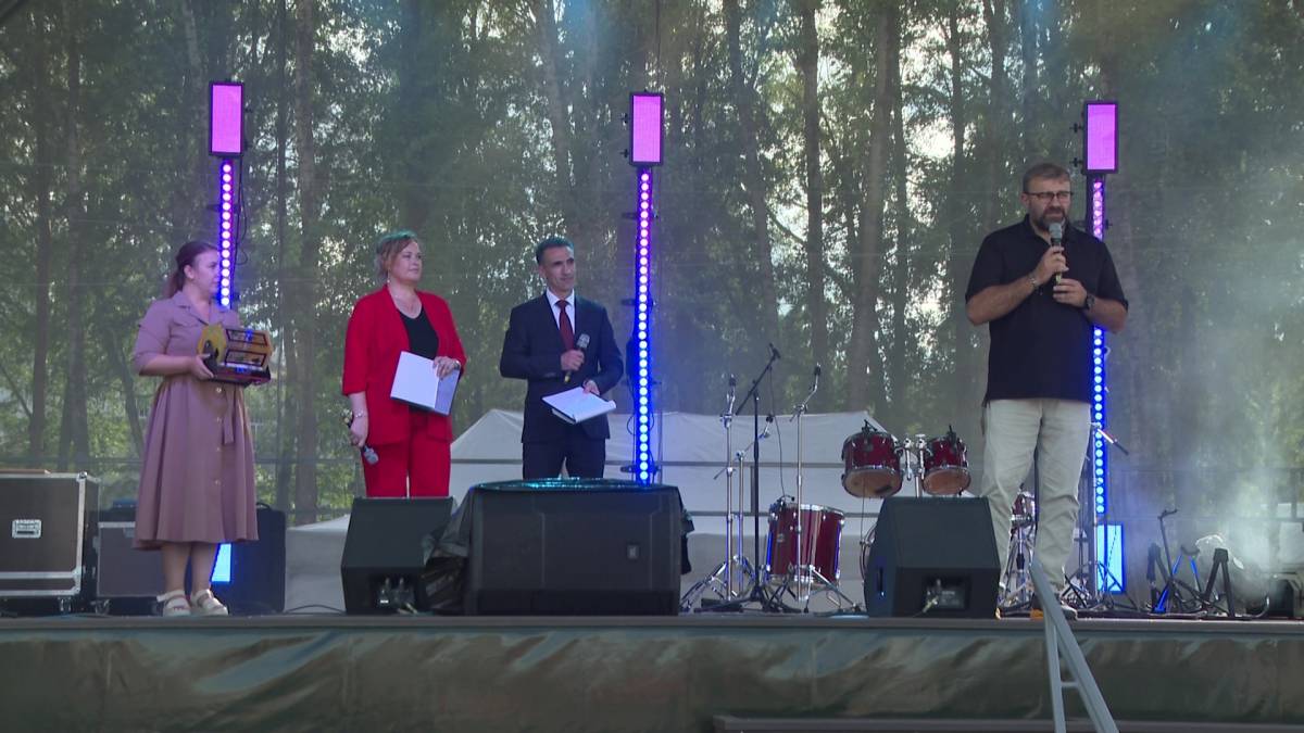 В Боровичах открылся фестиваль-конкурс «Муза»