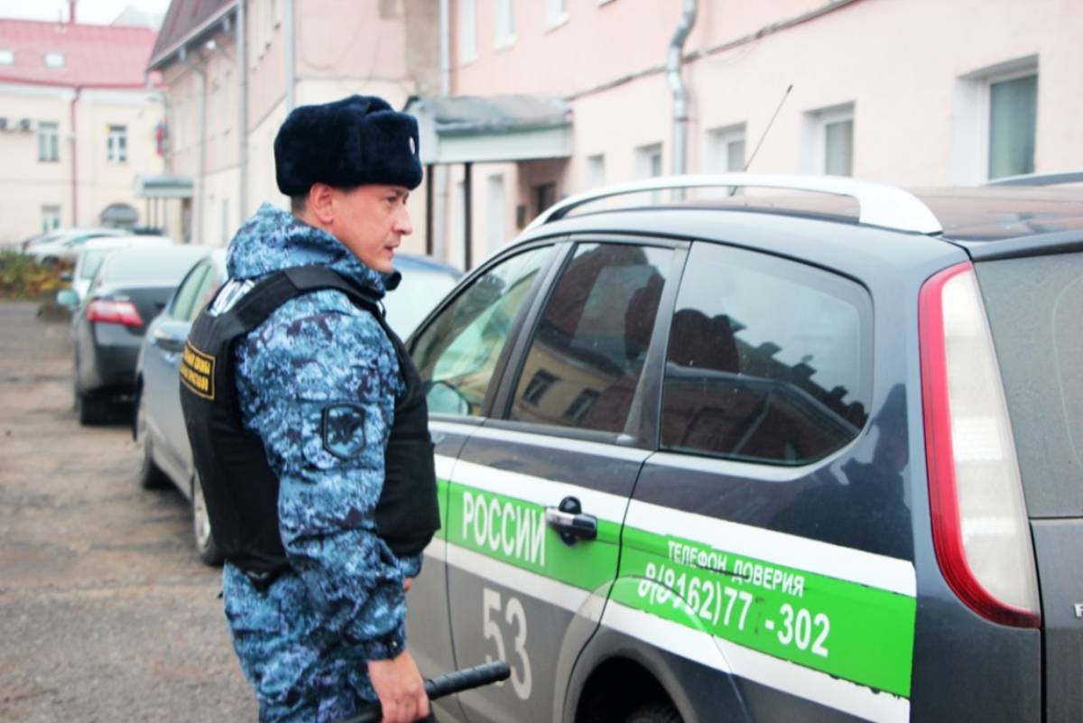 Приставам удалось разыскать новгородского алиментщика на самом крае земли