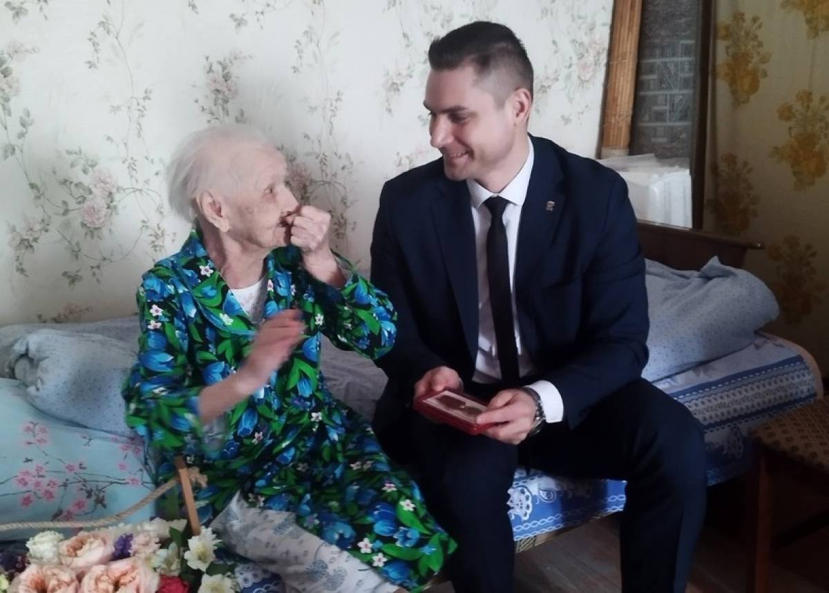 Фото со страницы Александра Дементьева