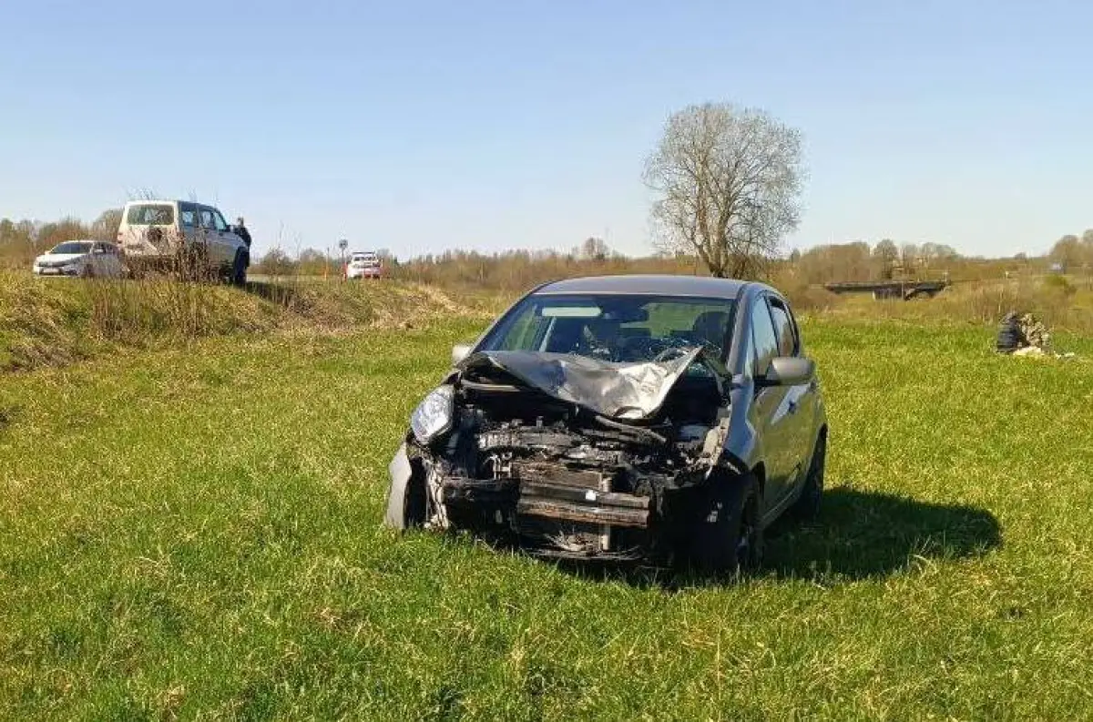 Юный мопедист погиб в дорожной аварии на территории Шимского округа