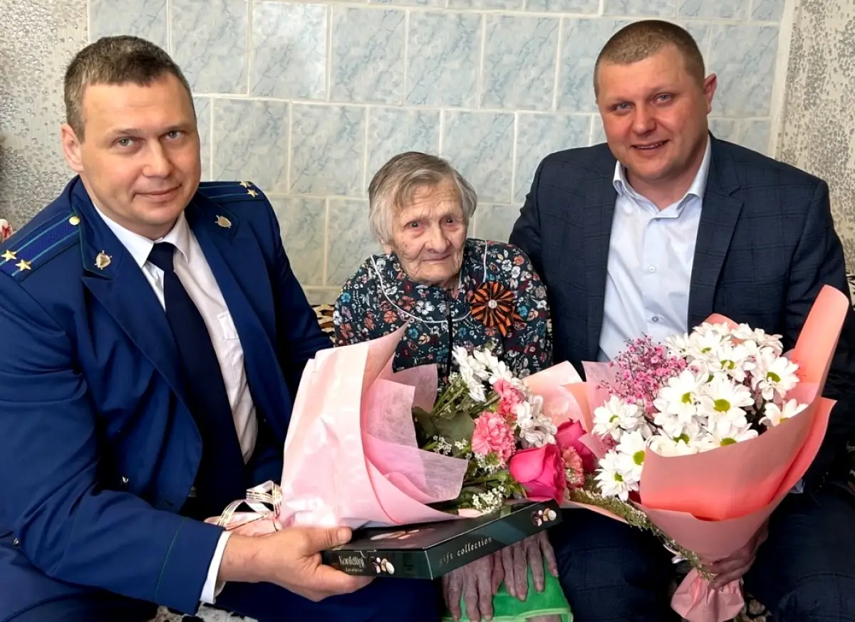 Участница Великой Отечественной войны из Солецкого округа встречает 102-ю весну