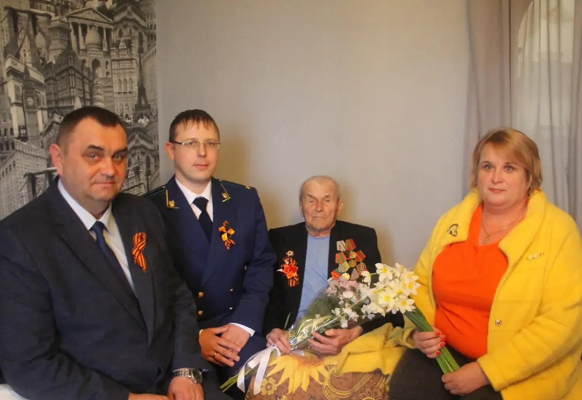 В селе Лычково отмечает 98-летие участник партизанского движения Николай Цыганок
