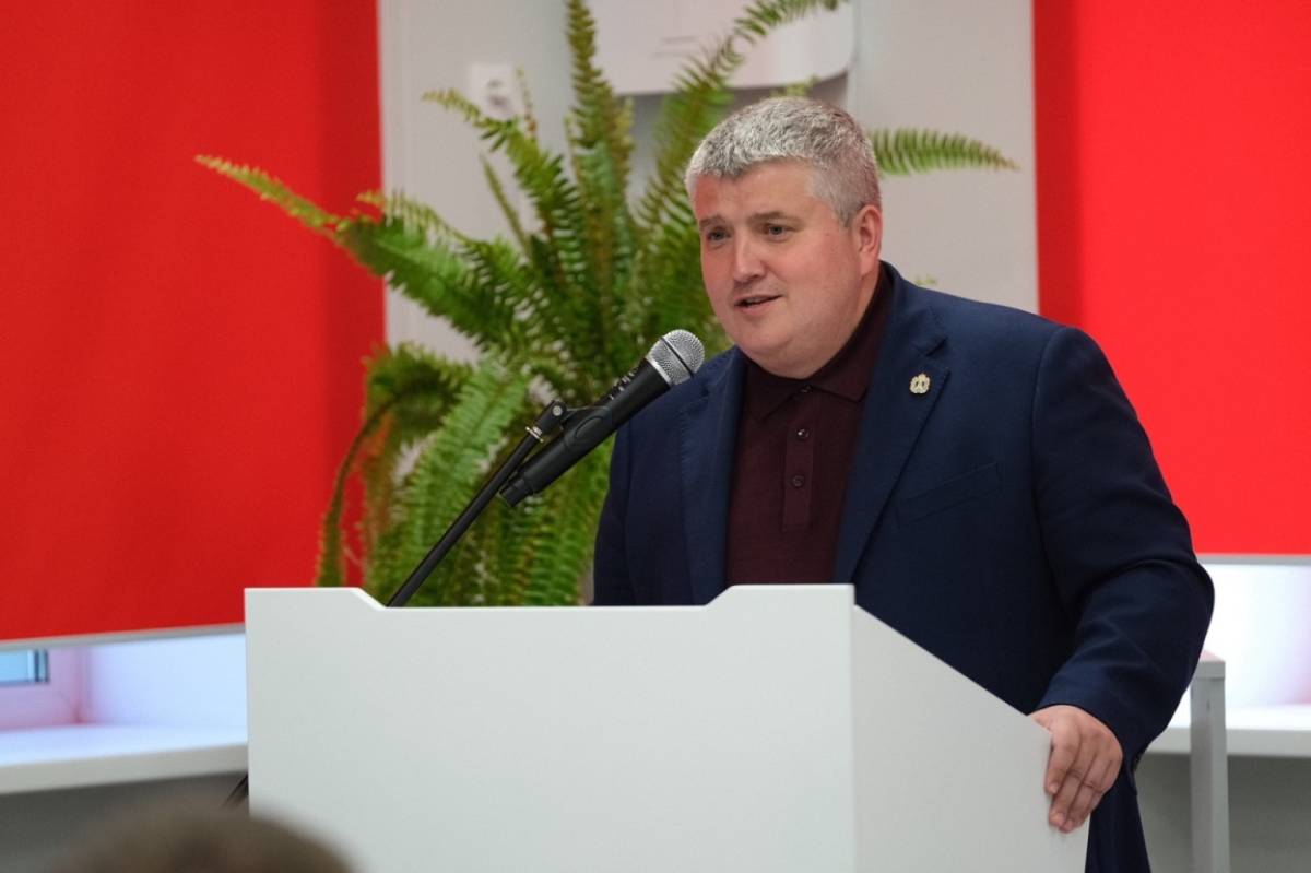 Александр Дронов встретился с жителями Маловишерского округа